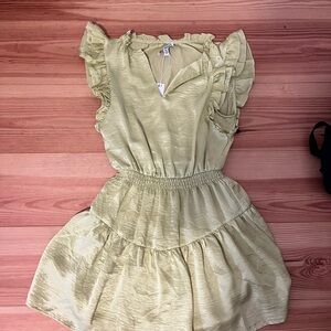 NWT Yellow/ green popover dress